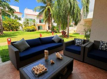 Villa · 278m² · 4 Recámaras · 2 Estacionamientos · Venta Villa 4 Rec. Sm 50 Villas Santorini Cancun