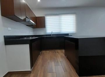 Departamento · 2 Recámaras · 2 Estacionamientos · Departamento Primer Nivel en Renta Residencial Villa Brisa
