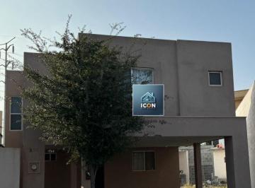 Casa · 160m² · 3 Recámaras · 2 Estacionamientos · Casa en Venta en Apodaca
