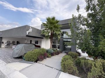 Casa · 850m² · 6 Recámaras · 6 Estacionamientos · Casa en Venta en Sierra Alta