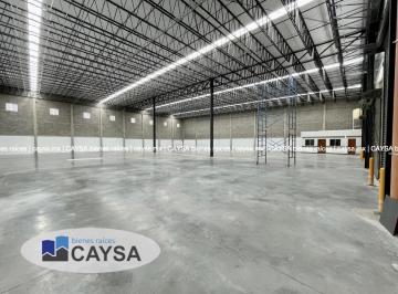 Bodega comercial · 1442m² · 16 Estacionamientos · Bodega en Renta en Lombardo Toledano (Con Oficinas)