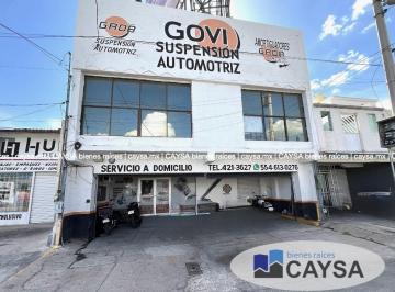 Local comercial · 437m² · 4 Estacionamientos · Local Comercial en Venta en Av Vallarta (2 Pisos)