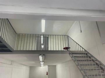 Bodega comercial Venta 283m²  · Bodegas en Venta en La Central de Abastos, Querétaro