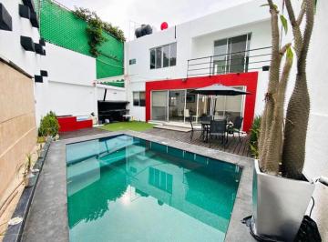 Casa de 3 habitaciones, Cuernavaca · Venta de Casa en Excelente Ubicación y con Alberca