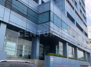 Oficina · 96m² · 2 Recámaras · 2 Estacionamientos · Oficina Exterior en 1er Piso a 5 Min. del Centro Comercial Santa Fe