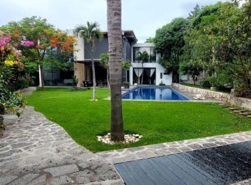 Casa de 3 habitaciones, Tepoztlán · Casa en Renta en Tepoztlán Morelos, con Alberca
