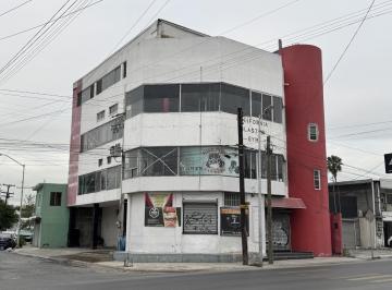 Edificio · 782m² · 5 Estacionamientos · Edificio Comercial en San Nicolás