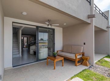 Casa en condominio de 3 habitaciones, Xochitepec · Casa en Venta en Club de Golf Santa Fe, 3 Recámaras, 60 m²
