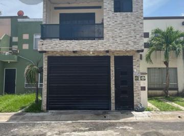 Casa · 92m² · 3 Recámaras · 1 Estacionamiento · Casa en Fracc Hacienda Paraiso Veracruz, Ver.