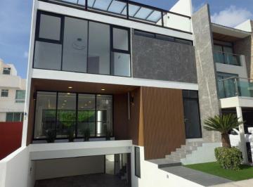 Casa de 4 habitaciones, Pachuca · Casa en Venta Zona Plateada Pachuca, 4 Recámaras, Roof Garden, Privada Seguridad