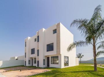 Casa de 3 habitaciones, Xochitepec · Casa Venta 3 Recámaras en Venta, Club de Golf Santa Fe