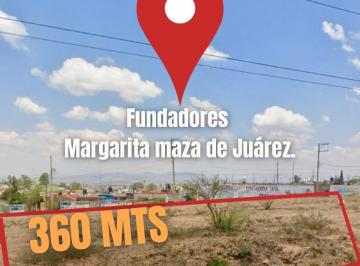 Terreno / Lote · 360m² · Terreno en Venta