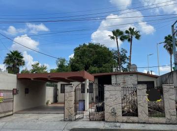 Casa de 3 habitaciones, Monterrey · Casa en Venta, Av Gonzalitos, Monterrey Nuevo León.