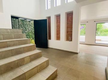 Casa de 3 habitaciones, Huixquilucan · Casa en Venta en Privada en Bosques de La Herradura