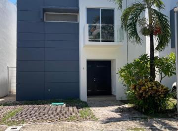 Fachada · Casa en Venta en Residencial Selvamar, Playa del Carmen, Quintana Roo