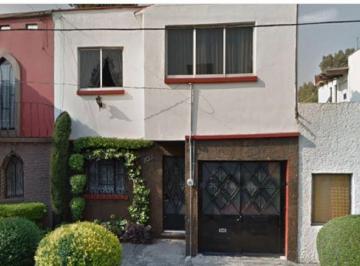 Casa de 3 habitaciones, Azcapotzalco · Casa en Claveria, Azcapotzalco, con Patio, Cerca de Escuela, Parque, Centro Comercial y Vias Rapidas