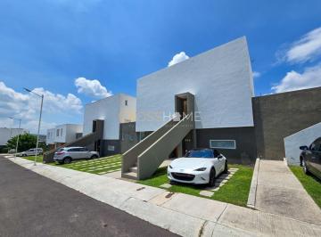 Casa de 2 habitaciones, El Marqués · Casa Duplex en Renta en El Deseo, Mirador, Querétaro.