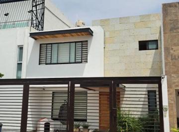 Casa de 3 habitaciones, León · Casa en Ventaleón Gtozona Este. Fraccionamiento Jardines de Santa Fe$3,750,000