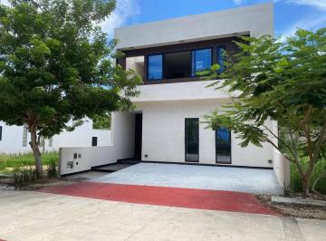 Casa de 3 habitaciones, Mérida · Casa en Venta a Estrenar