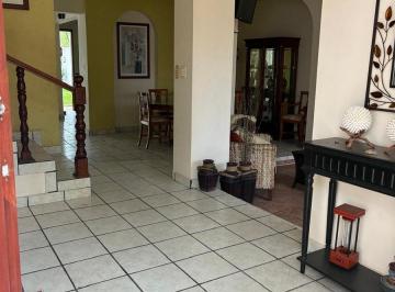 Casa · 250m² · 3 Recámaras · 2 Estacionamientos · Venta de Casa en Colonia Petrolera, Coatzacoalcos, Veracruz