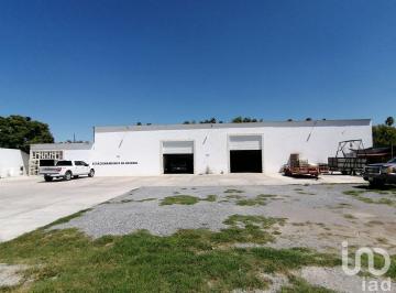 Bodega comercial · 600m² · 1 Estacionamiento · Bodega en Venta, Parras Coahuila