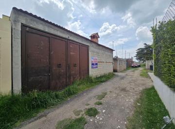 Casa · 240m² · 4 Recámaras · 2 Estacionamientos · Casa - San Pedro