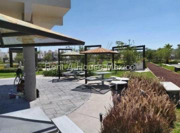 Casa de 3 habitaciones, El Marqués · Venta. Rincones del Marques - Casa con Área de Tv y 3 Recámaras 1 en Planta Baja