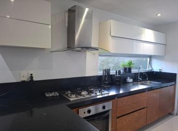 Casa · 1 Recámara · Renta de Habitación Para Mujeres en Solares Servicios Incluidos!