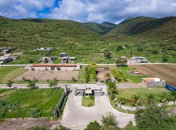 Terreno / Lote · 299m² · Terreno en Venta en Viñedos Lake