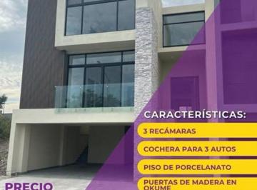 Casa de 3 habitaciones, García · Venta de Casa en La Montaña Residencial, Cumbres Garcia