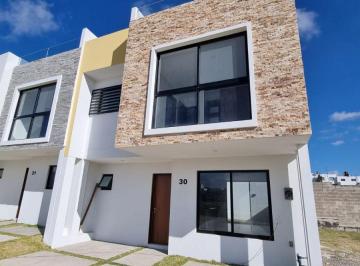 Casa de 3 habitaciones, Tlajomulco de Zúñiga · Casa Residencial en Venta Coto Zapata en Adamar Frente a Casa Club