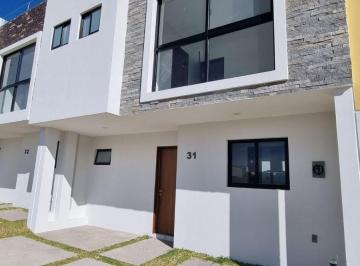 Casa de 3 habitaciones, Tlajomulco de Zúñiga · Casa Residencial en Venta Coto Zapata Adamar Frente a Casa Club