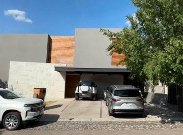 f9dcd021d730d7c65e41e5cc41475082f854e2a18eb4f9564426d11a1b3c93d6 · Increible Casa Inteligente en El Campanario Queretaro. 8