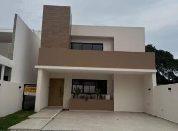 Casa · 183m² · 3 Recámaras · 2 Estacionamientos · Casa en Lomas del Dorado