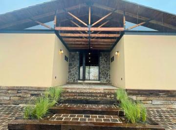 Casa · 160m² · 2 Recámaras · 2 Estacionamientos · Casa en Rancho o Rancheria El Batan
