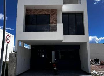 Casa de 4 habitaciones, Aguascalientes · Casa en Venta en Aguascalientes Norte Ziba Super Bella por La Clinica 3 del Imss