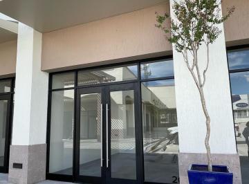 Local comercial · 66m² · Locales en Renta en Av Zarco