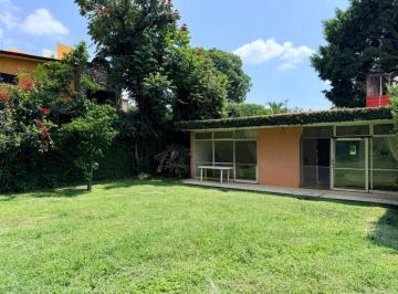 Casa · 275m² · 3 Recámaras · 4 Estacionamientos · Se Vende Como Terreno