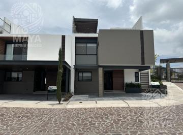 Casa · 219m² · 3 Recámaras · 3 Estacionamientos · Casa Venta - El Olmo Boutique - Modelo B - Nuevo Refugio - Querétaro