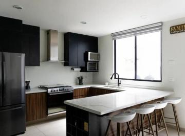 Casa en condominio de 4 habitaciones, Tlajomulco de Zúñiga · Casa en Venta en Fraccionamiento Alberi