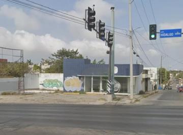 Terreno comercial · 985m² · Casa en Lauro Aguirre