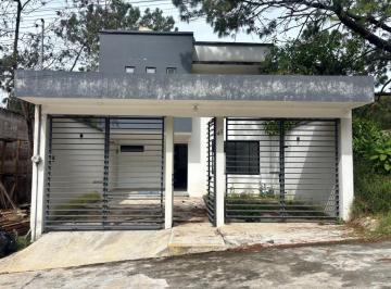 Casa de 4 habitaciones, Banderilla · Hermosa Casa de Oportunidad Bancaria en Banderilla Veracruz, Solo Contado