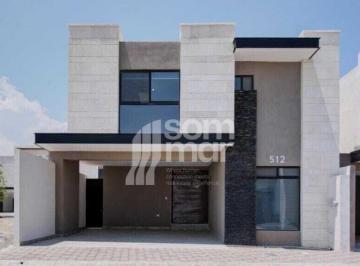 Casa de 4 habitaciones, Arteaga · Casa en Renta en Privanzas del Campestre