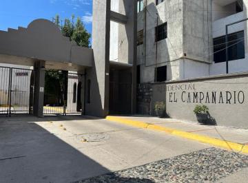 Casa · 200m² · 4 Recámaras · 2 Estacionamientos · Casa en Venta de 4 Recamaras en Zona Plaza Mayor (Fracc. El Campanario)