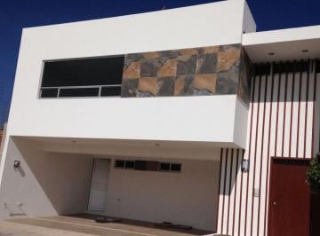 497d80d4b7b4cf8872d958aedf0a7ebb3479025c803cfcb365e2e448f8a39437 · Casa en Venta en Bosques de Zavaleta