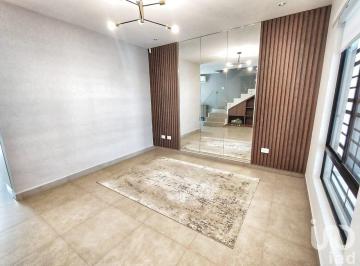 Casa · 196m² · 3 Recámaras · 2 Estacionamientos · Casa en Venta en Av Reserva Cumbres Mitras Poniente, Monterrey García Nuevo León