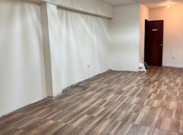 Oficina · 1 Estacionamiento · Oficina en Renta