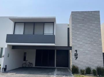 ed50ee47fa6cc7e3f65fc2236e99cbed02cf3e630f1f427b9801def2e03342f8 · Casa en Renta en Privada La Herradura, Zona Carretera Nacional. Monterrey
