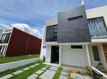 Casa de 4 habitaciones, Pachuca · Casa de 3 Recamaras y Una de Visitas, en Venta en Terranova Pachuca