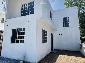 Casa · 98m² · 2 Recámaras · 1 Estacionamiento · Casa en Candelario Garza